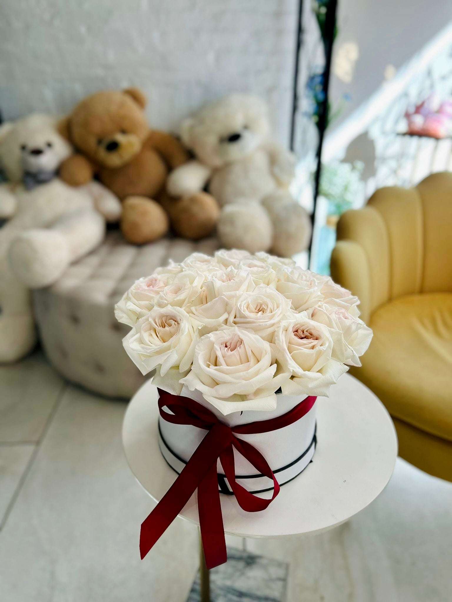 White charm | Gold Coast Flowers Chicago White charm | Gold Coast Flowers Chicago