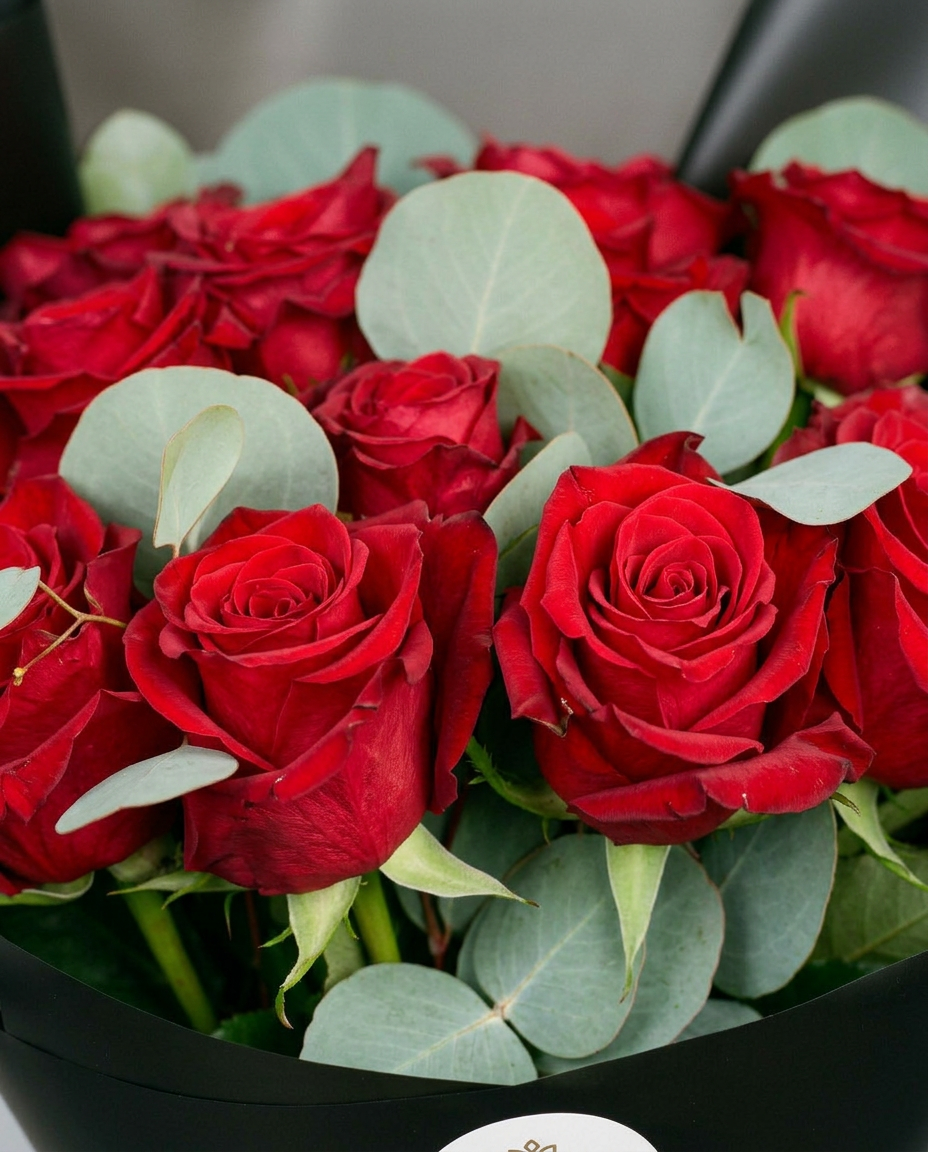 One Dozen Red Rose Bouquet