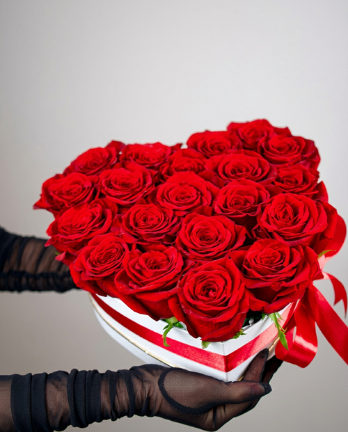 Heart Shaped Red Rose Box