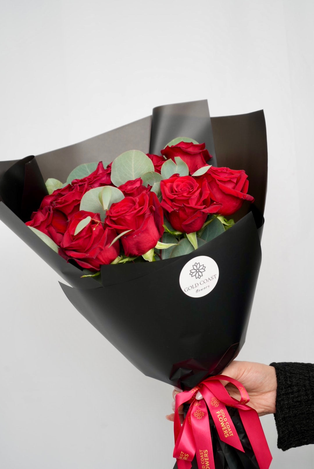 One dozen Red roses