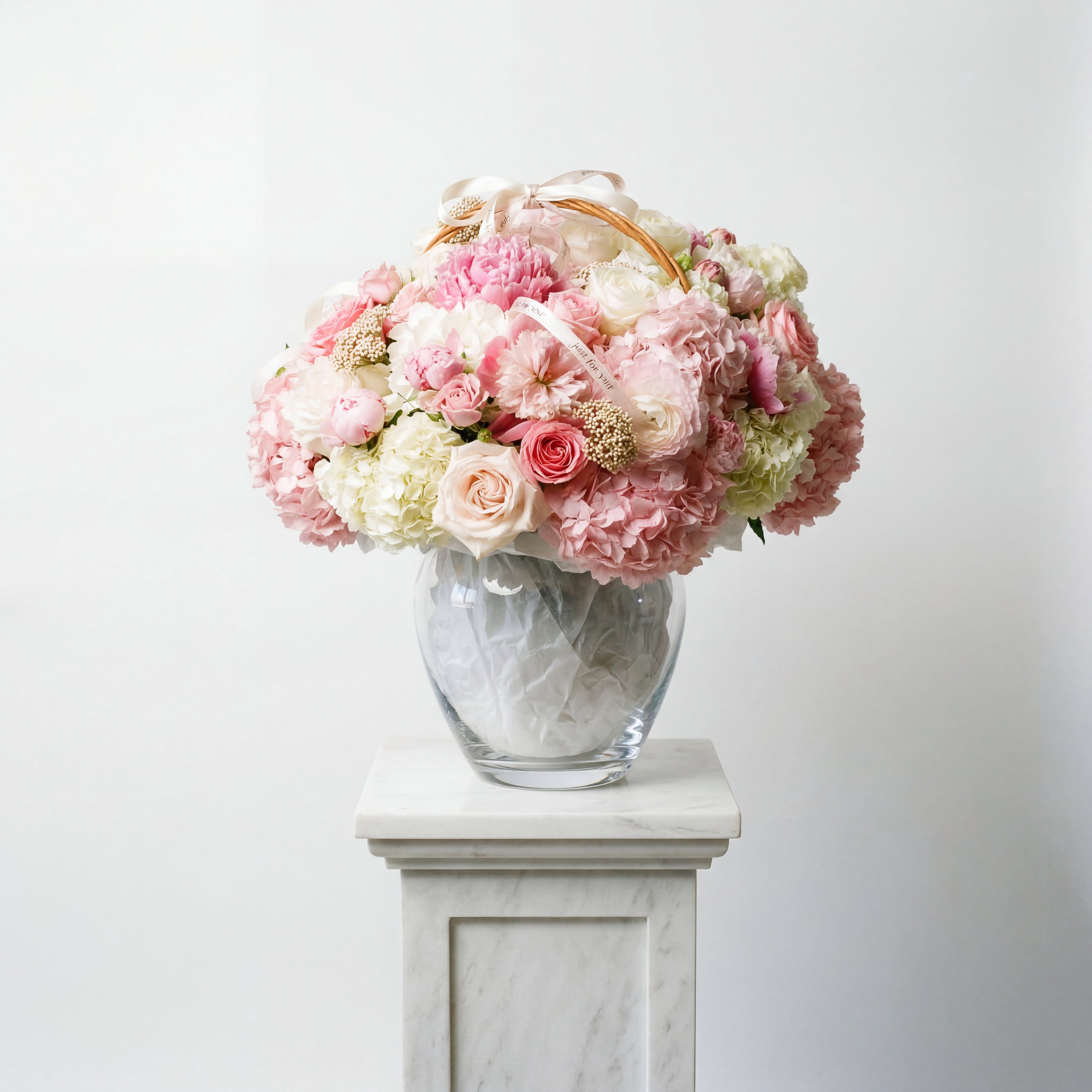 Classic Flower Subscription flower subscription by Gold Coast Flowers in Chicago
