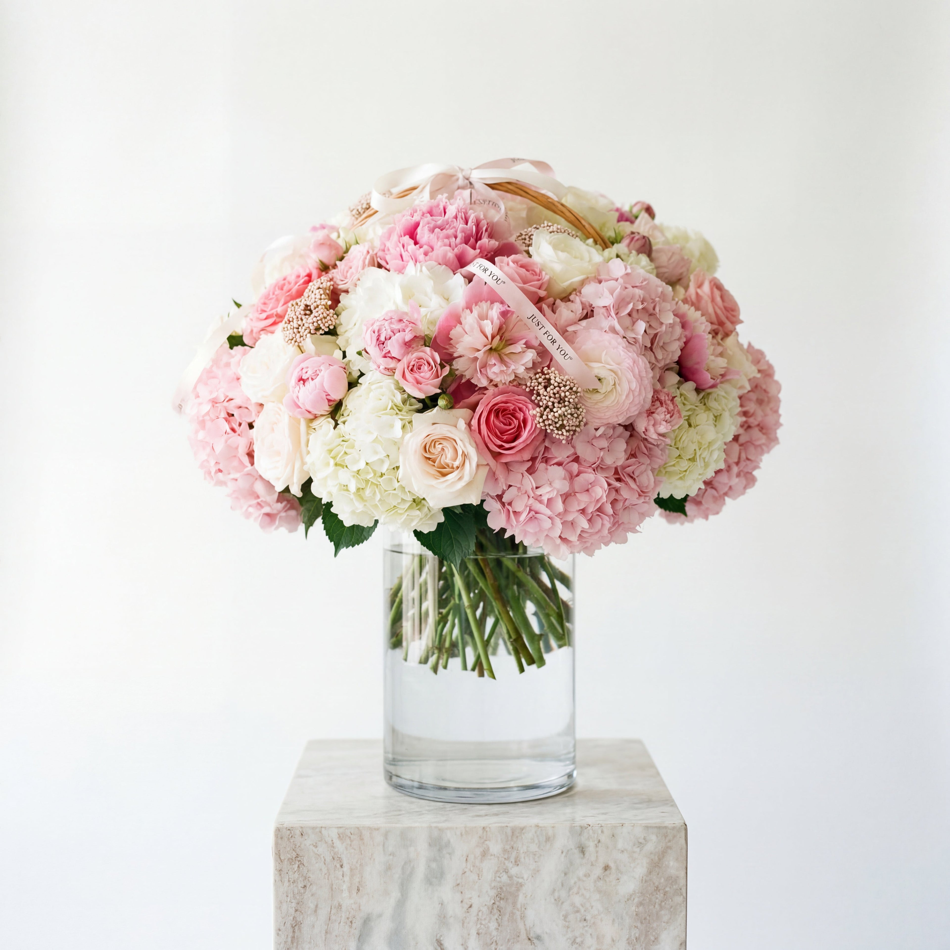 Premium Flower Subscription flower subscription by Gold Coast Flowers in Chicago